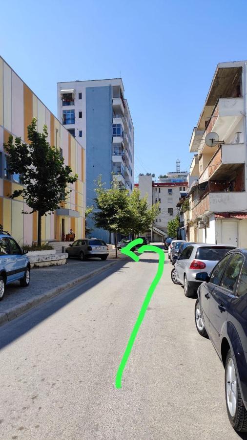 Vlorë Lolu Apartment Plus Privat Parking מראה חיצוני תמונה