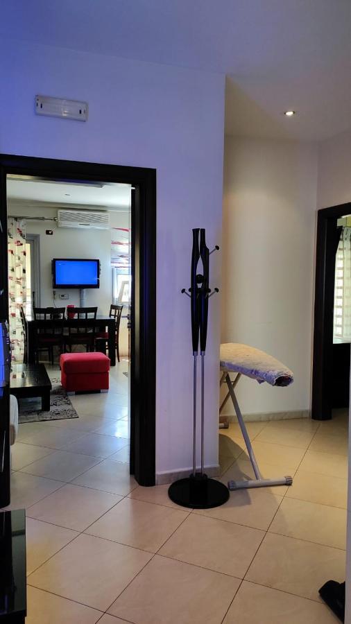Vlorë Lolu Apartment Plus Privat Parking מראה חיצוני תמונה