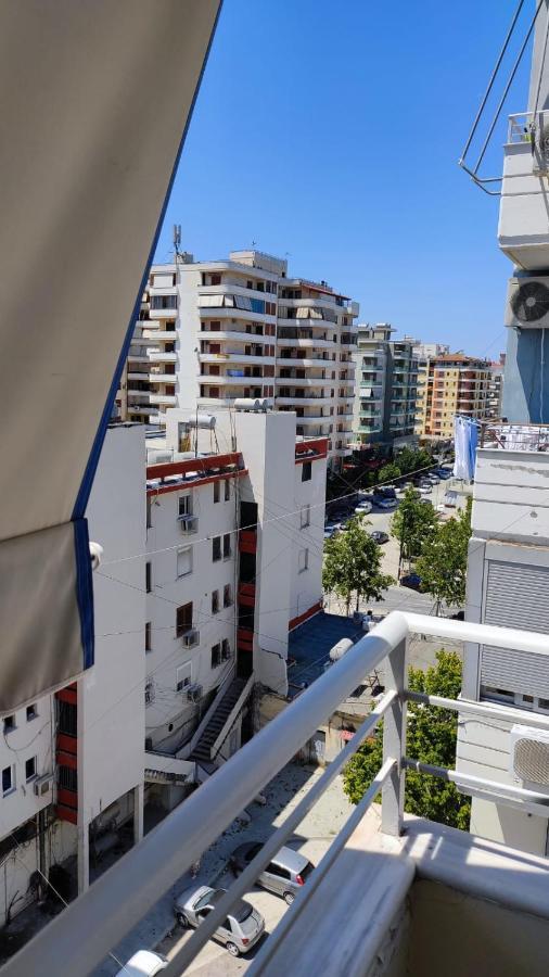 Vlorë Lolu Apartment Plus Privat Parking מראה חיצוני תמונה